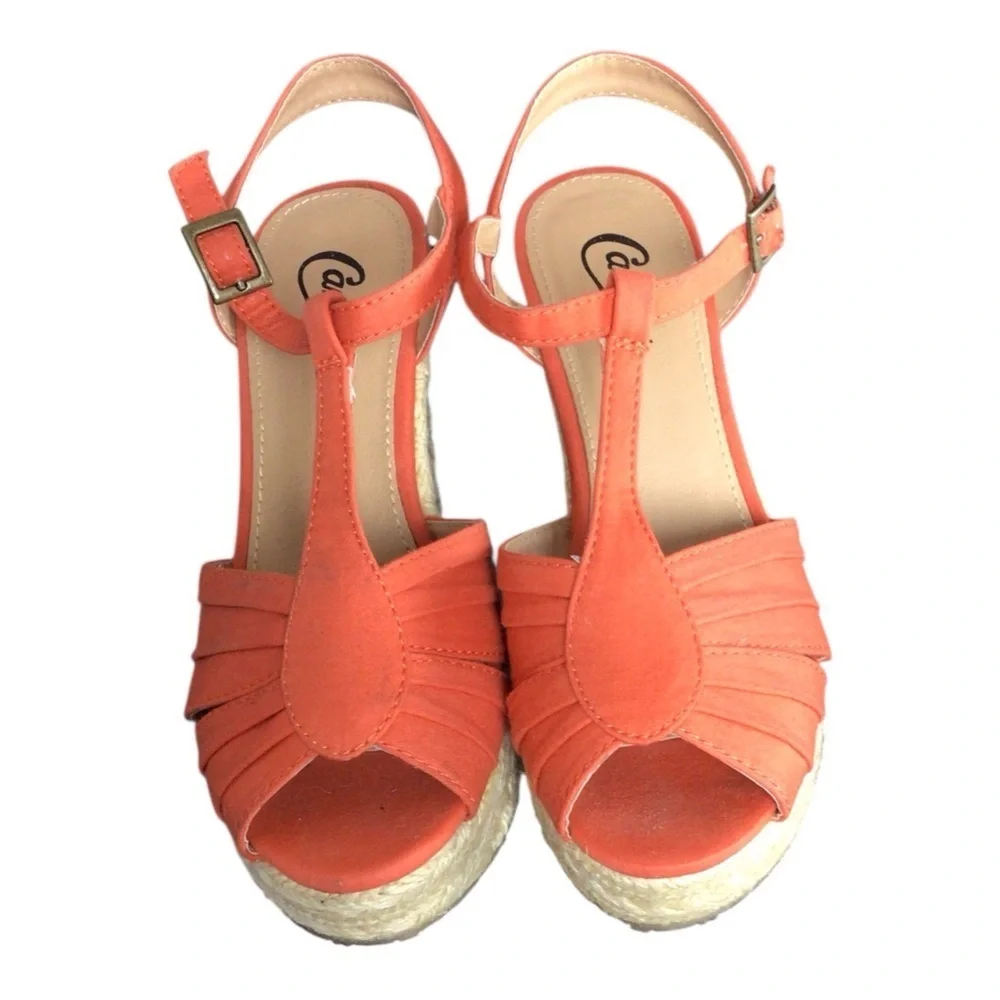 Candie's Orange Espadrille Wedges with Peep-Toe Design size 6.5